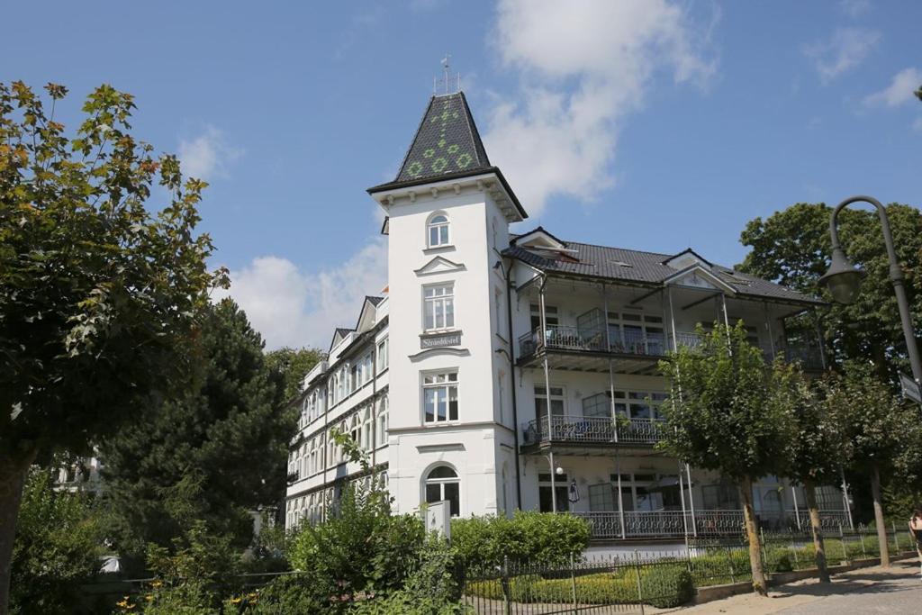 Ruhige Fewo Mit Strandkorb, Villa Stranddistel, Binz Buitenkant foto